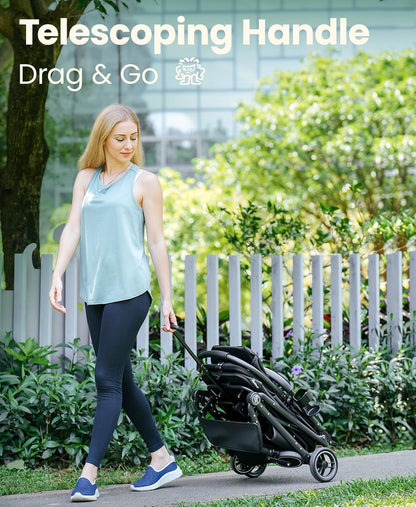 A stroller that is easy to close and carry along.